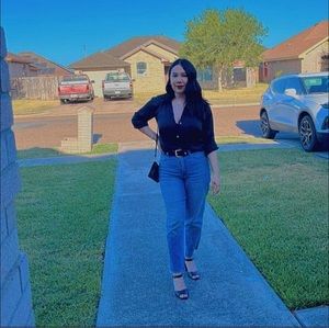 Meet your Posher, Alejandra